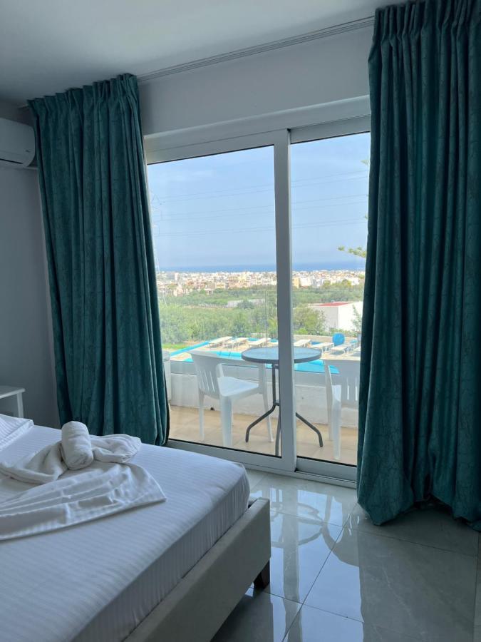 Silia Suites Малиа Екстериор снимка